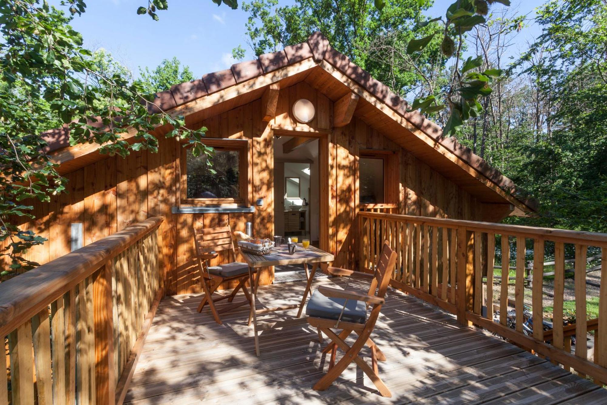 Les De Fontfroide Campsite Saint-Antoine (Isere)
