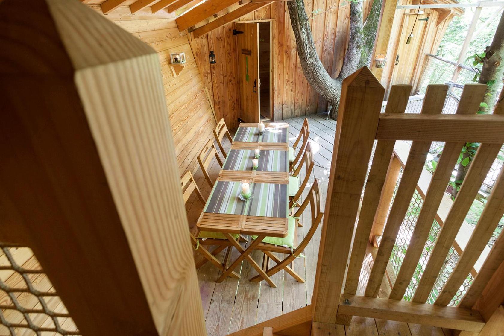 Camping Les De Fontfroide Saint-Antoine (Isere)